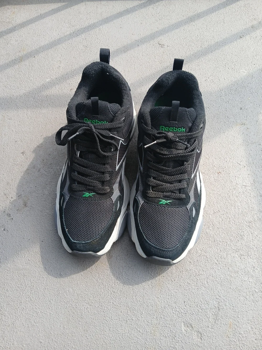 Reebok Black and Green Men's Athletic Sneakers